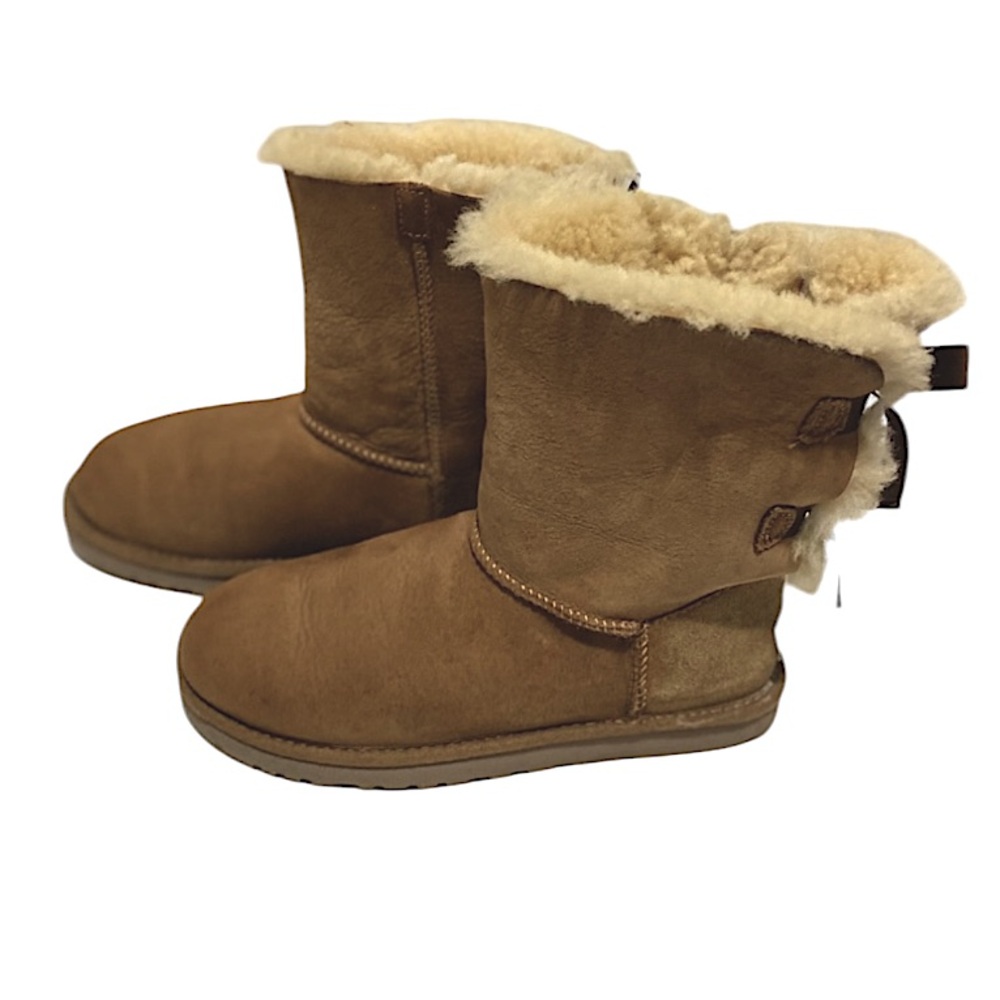 Ugg Bailey II Chestnut Sheepskin Bow Boots Size 6US
